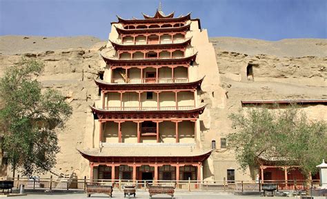 Mogao Caves - Zabytek UNESCO z niesamowitymi freskami!